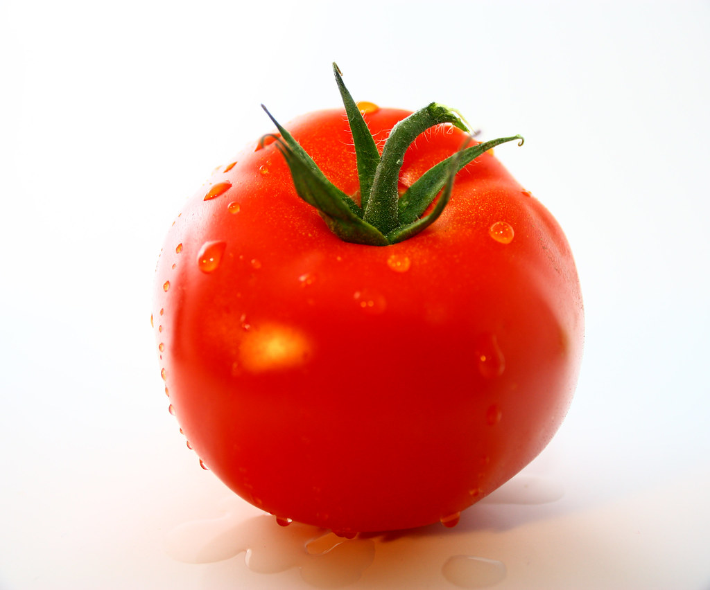 Tomate / Tomato | Just a normal Tomato ;) Nur eine normale T… | Flickr